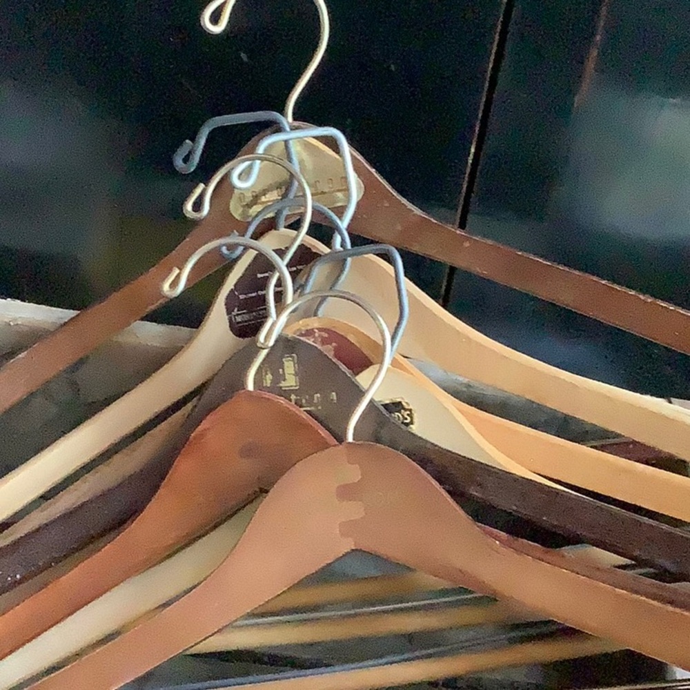8 Vintage Wooden Mens Suit Hangers - Picture 2 of 6
